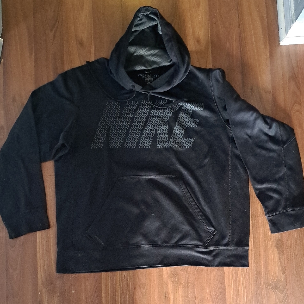 Nike Men's Black Hoodie Sweater